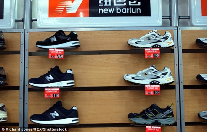 Du khách thích thú vì Trung Quốc có quá nhiều hàng nhái ảnh 5