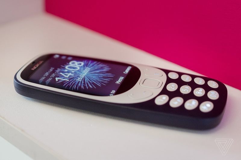 Nokia 3310 hồi sinh với giá 52 USD ảnh 2