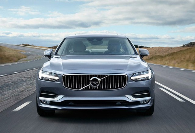 Mercedes-Benz lắp ráp thêm E250, Volvo đưa S90 mới về Việt Nam ảnh 3