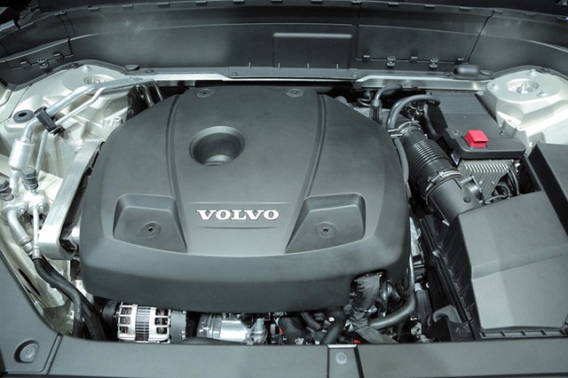 Mercedes-Benz lắp ráp thêm E250, Volvo đưa S90 mới về Việt Nam ảnh 4