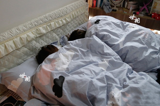 Những cô gái xinh đẹp bạc tóc vì kiếm sống nhờ game ảnh 4