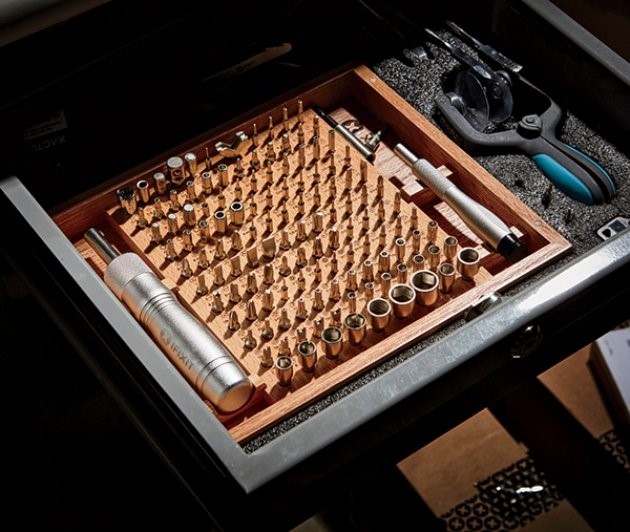 iFixit - công ty bị Apple căm ghét ảnh 1