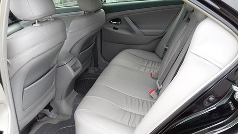 Toyota Camry 2007 sau 10 năm giá gần 800 triệu tại Việt Nam ảnh 4