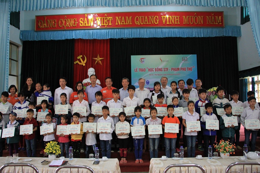 Masan Nutri-Science trao “học bổng STF - Phạm Phú Thứ” tại Thái Nguyên và Nghệ An ảnh 1