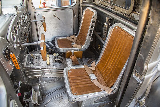 Chiếc bán tải độc đáo sử dụng động cơ 7 xy-lanh ảnh 14