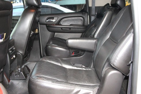 'Khủng long' Cadillac Escalade 2007 giá 1,2 tỷ tại Việt Nam ảnh 7