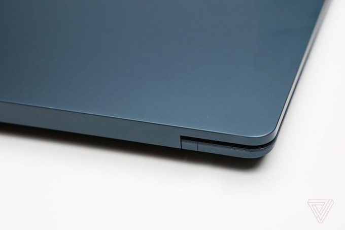 Surface Laptop trình làng với pin 14,5 tiếng, bàn phím bọc vải ảnh 7
