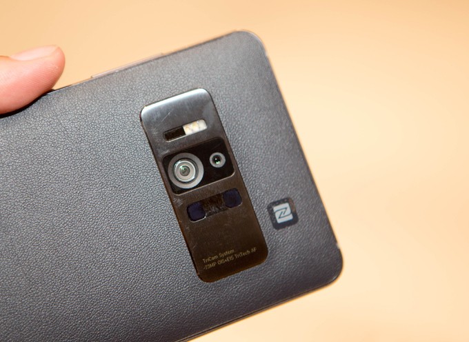 Zenfone AR - smartphone đầu tiên thế giới hỗ trợ thực tế ảo ảnh 3