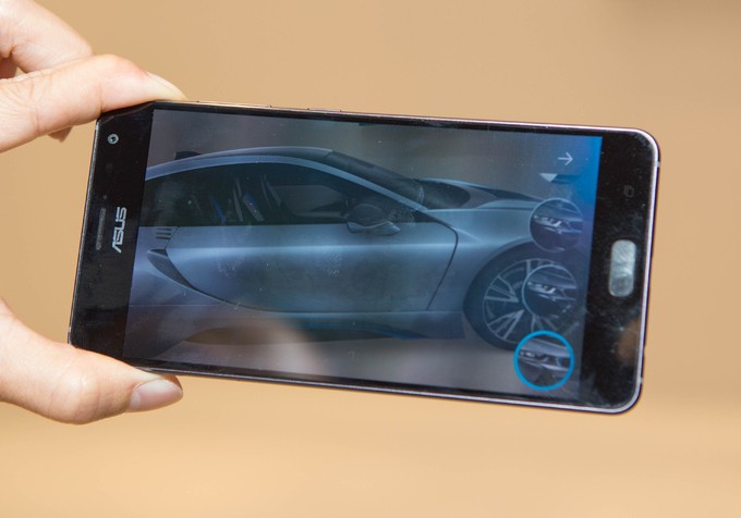 Zenfone AR - smartphone đầu tiên thế giới hỗ trợ thực tế ảo ảnh 4