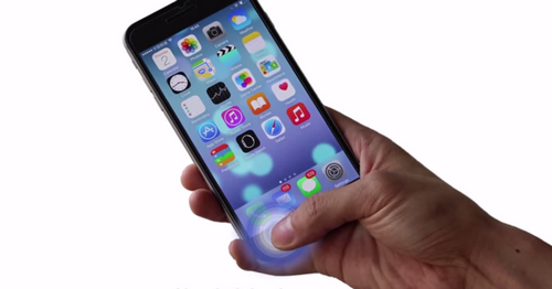 iPhone suýt không ra đời và có phím Back ảnh 1