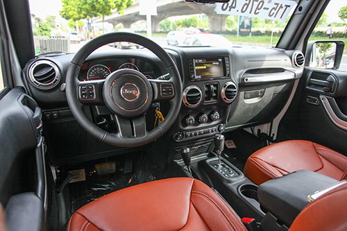 Jeep Wrangler Unlimited 2017 giá 185.000 USD tại Hà Nội ảnh 7