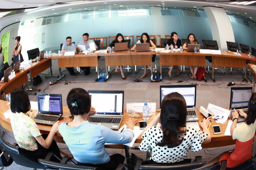 Hinh ảnh ngày đầu tiên chấm giải Báo cáo thường niên năm 2017 ảnh 10 Hinh ảnh ngày đầu tiên chấm giải Báo cáo thường niên năm 2017 ảnh 10