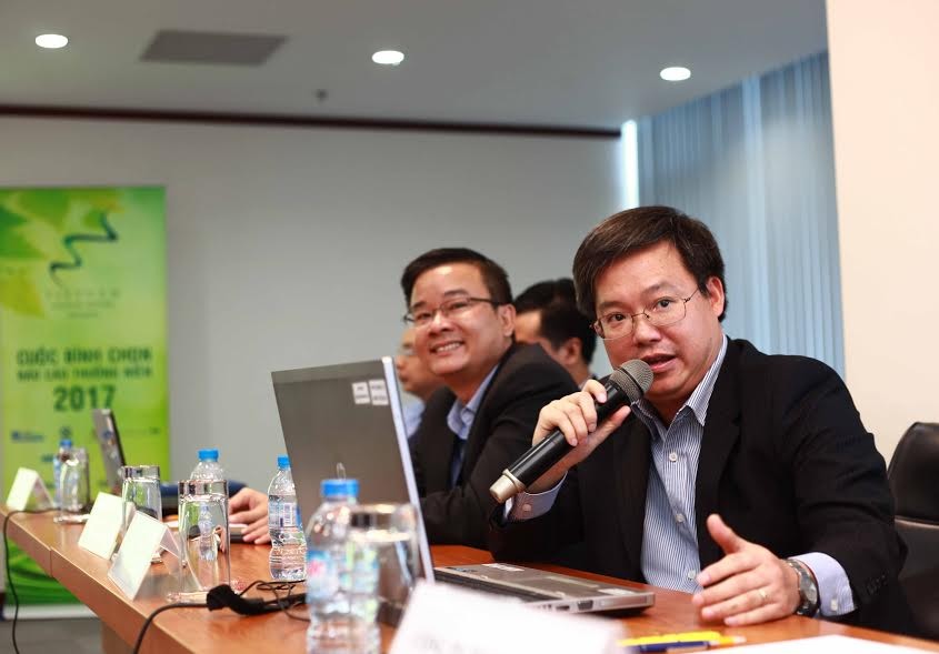 Hinh ảnh ngày đầu tiên chấm giải Báo cáo thường niên năm 2017 ảnh 6 Hinh ảnh ngày đầu tiên chấm giải Báo cáo thường niên năm 2017 ảnh 6