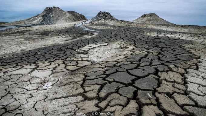 Cuộc sống ở 'hỏa diệm sơn' có thật trên thế giới ảnh 2