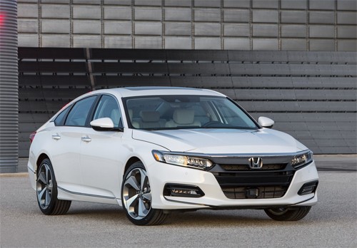 Honda Accord 2018 thay đổi toàn diện - đối thủ Camry mới ảnh 1