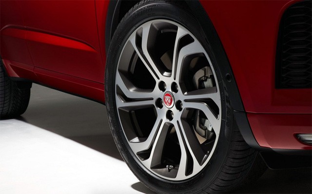 Jaguar ngày càng dấn sâu vào cuộc chơi SUV ảnh 7