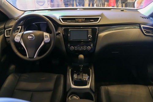 Nissan X-Trail thêm trang bị, giá từ 933 triệu tại Việt Nam ảnh 4