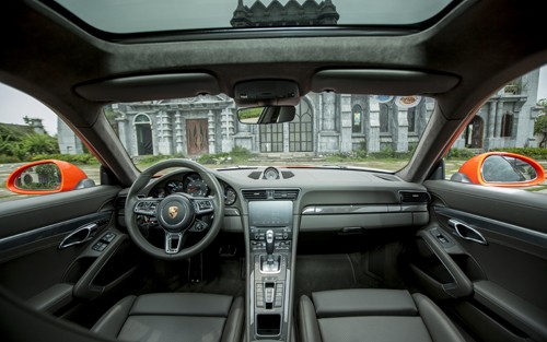 Nước Đức trong một chiếc Porsche 911 giá 8 tỷ ảnh 5