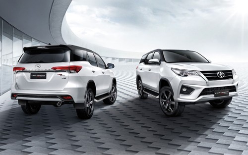 Toyota Fortuner mới bỏ phanh tang trống, giá từ 37.300 USD ảnh 1