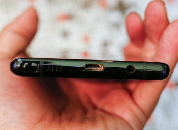 Mở hộp Galaxy Note 8 đầu tiên tại Việt Nam ảnh 7