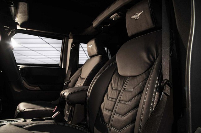 Rezvani Tank – Siêu xe chống đạn dành cho các ông hoàng Ả rập ảnh 4