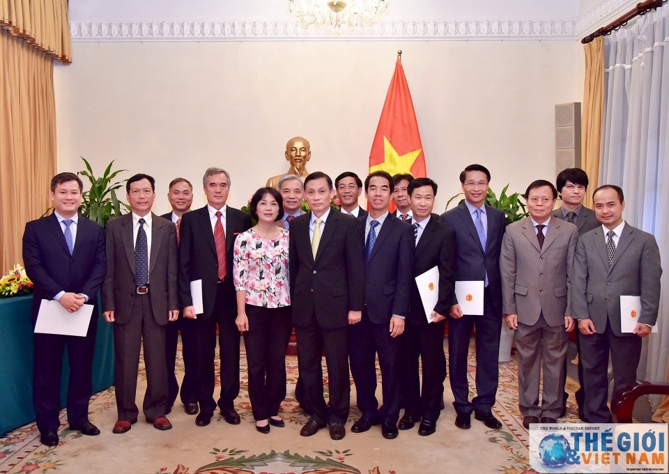 Điều động, bổ nhiệm nhân sự Bộ Ngoại giao ảnh 1