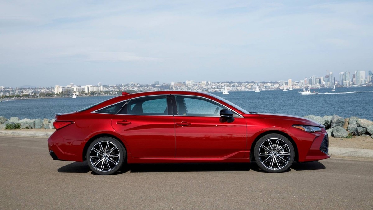 Toyota Avalon 2019 giá từ 35.500 USD - hy vọng mới ảnh 2