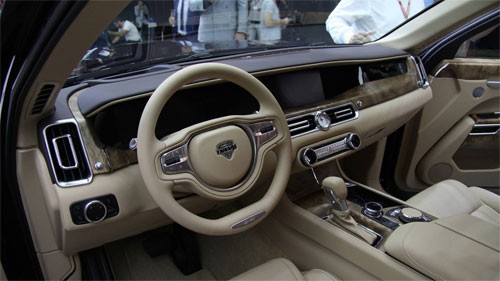 'Rolls-Royce' của Nga trình làng - siêu sedan 598 mã lực ảnh 1