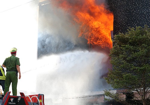 Cháy lớn ở quán bar tại trung tâm Đà Nẵng ảnh 1