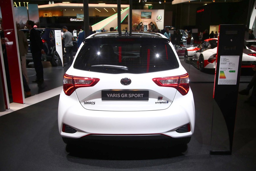 Toyota Yaris GS Sport 2019 trình làng tại Paris ảnh 1