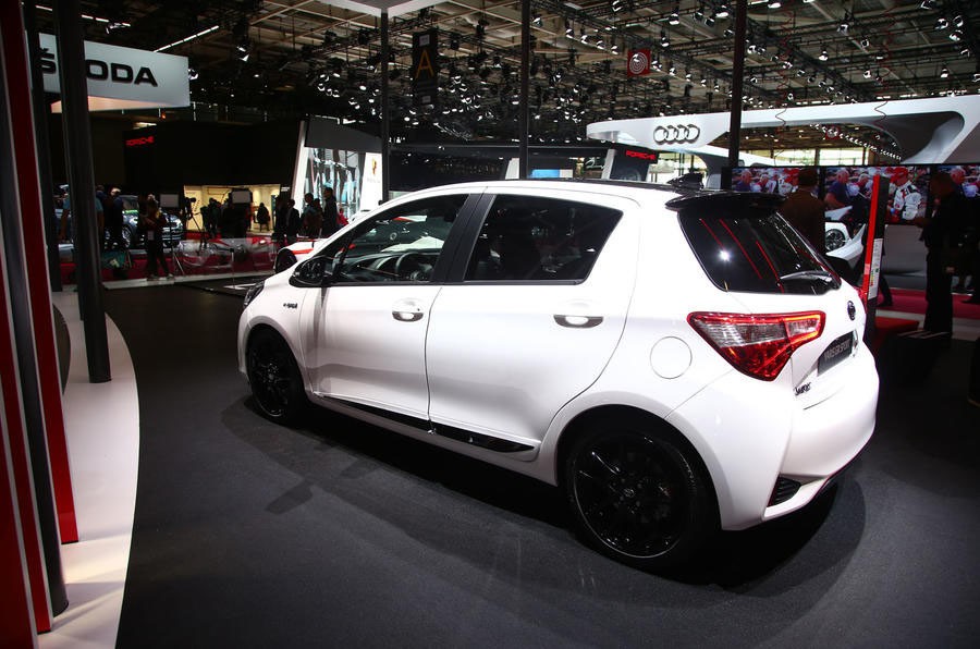 Toyota Yaris GS Sport 2019 trình làng tại Paris ảnh 3
