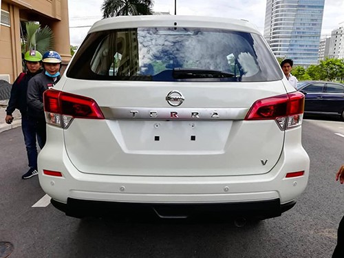 Nissan Terra - đối thủ Fortuner xuất hiện tại Việt Nam ảnh 1
