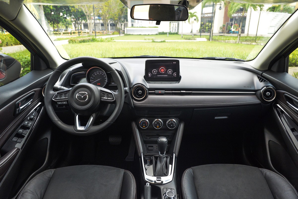 Mazda2 nhập khẩu giá từ 509 triệu ra mắt Việt Nam ảnh 3