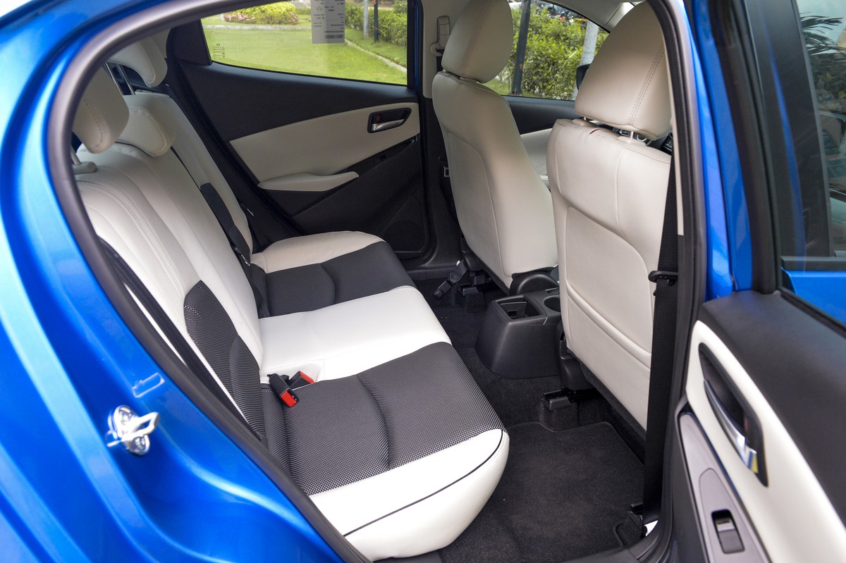 Mazda2 nhập khẩu giá từ 509 triệu ra mắt Việt Nam ảnh 4