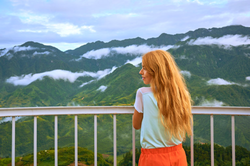 Khách Tây: 'Người Việt có giác quan thứ 6 khi lái xe' ảnh 1