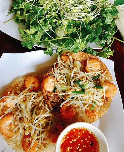 5 địa chỉ ẩm thực nổi tiếng ở trung tâm Quy Nhơn ảnh 2