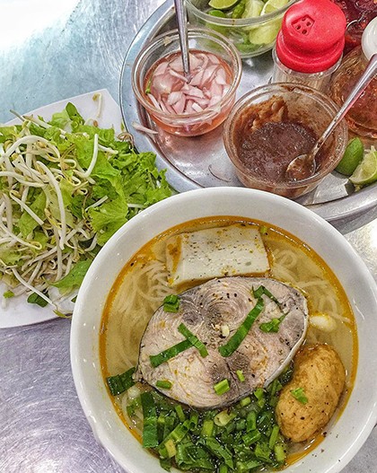 5 địa chỉ ẩm thực nổi tiếng ở trung tâm Quy Nhơn ảnh 3