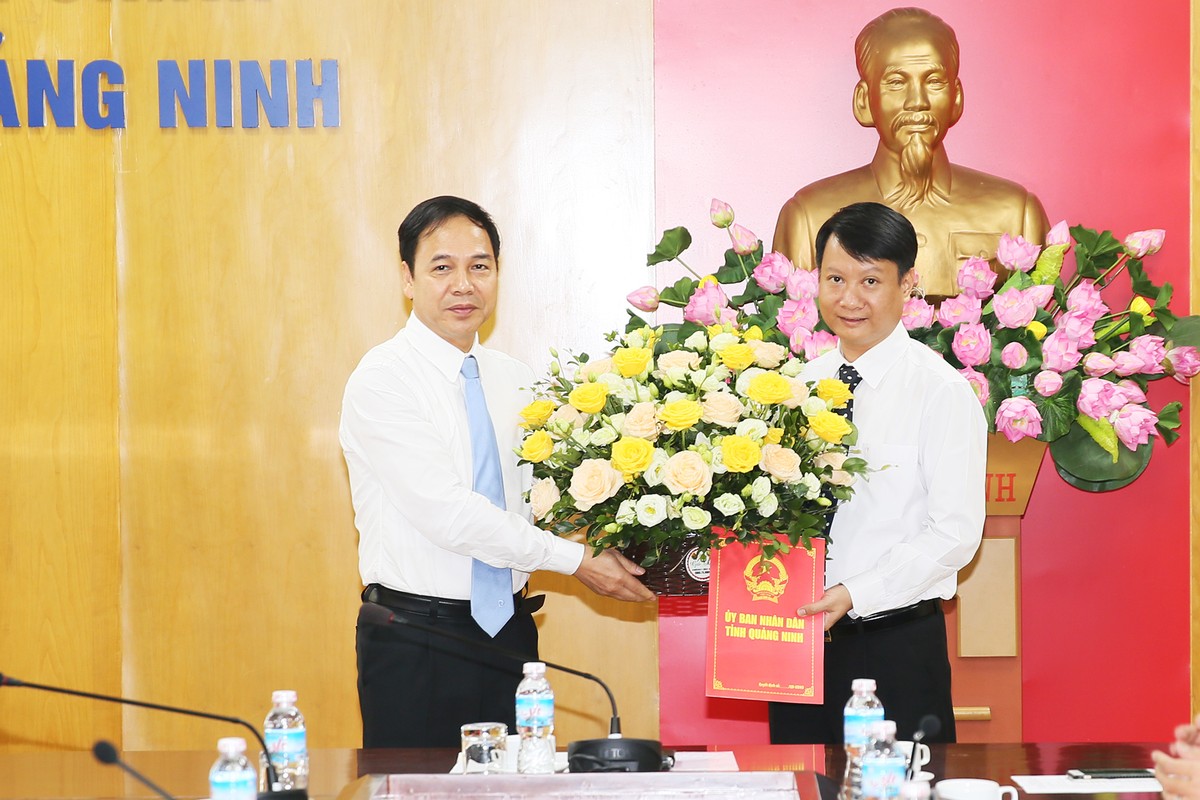 Điều động, bổ nhiệm nhân sự 3 địa phương ảnh 1