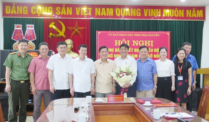 Điều động, bổ nhiệm nhân sự 3 địa phương ảnh 2