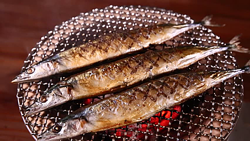 Cá thu đao, đặc sản mùa lá đỏ ở Nhật Bản ảnh 5