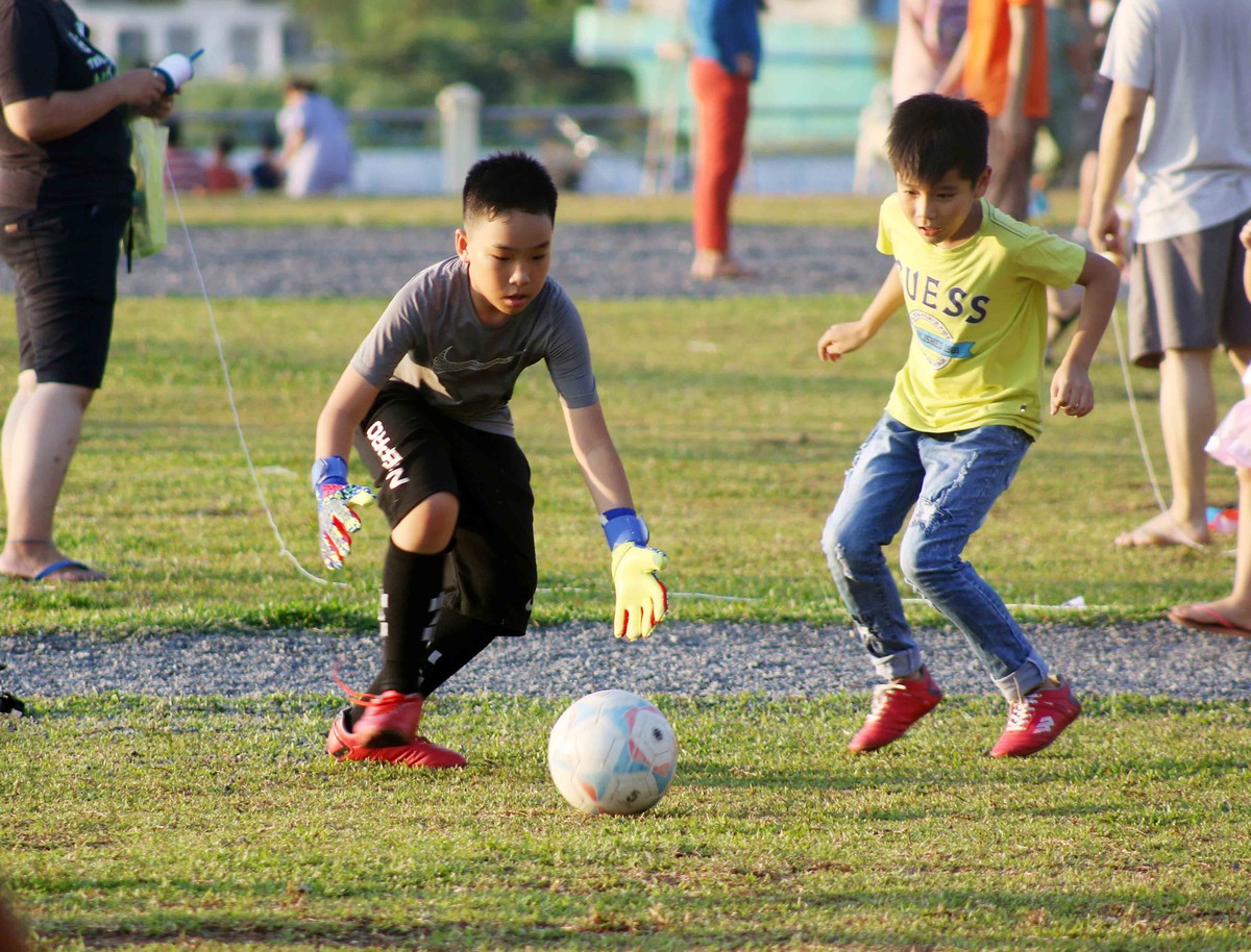 Cuộc sống khác biệt của cư dân 2 bờ sông Sài Gòn ảnh 5