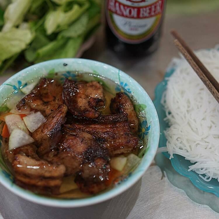 4 quán bún chả lâu đời nhất Hà Nội ảnh 3