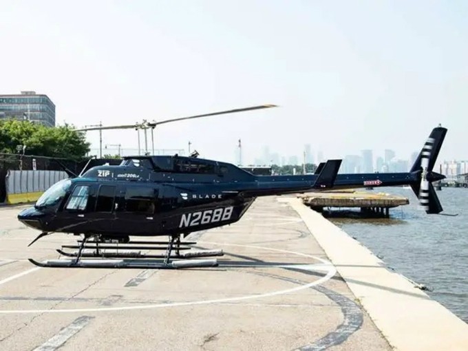 Một ngày làm việc của trợ lý nhà siêu giàu ảnh 8