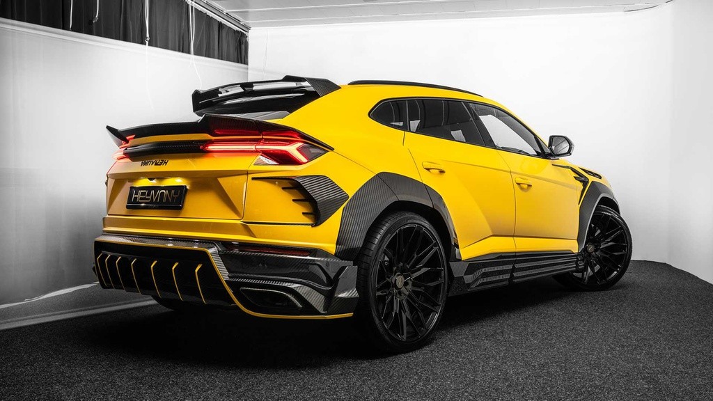 Siêu SUV thể thao Lamborghini Urus cực ngầu trong bản độ lạ ảnh 1