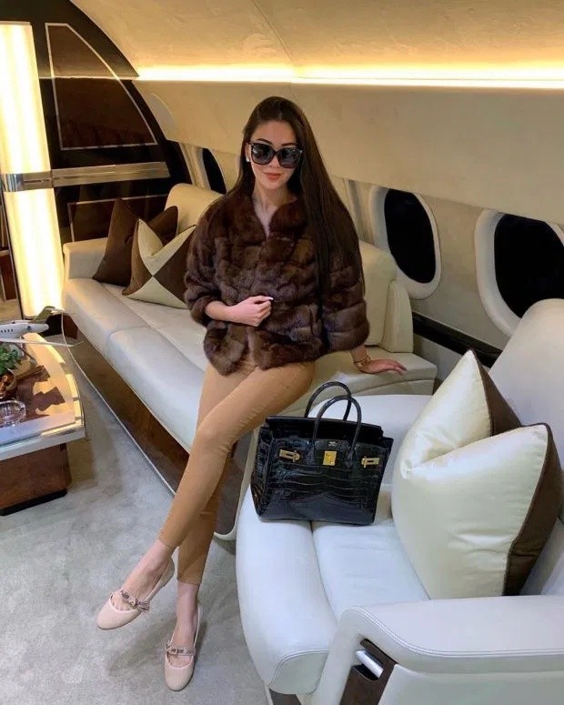 Giới siêu giàu bị lên án vì 'chạy' xét nghiệm, ở nơi cách ly xa xỉ ảnh 1