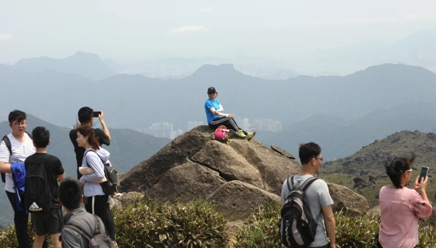 Coi cách ly xã hội như trò đùa, dân Hong Kong có thể phải trả giá ảnh 2
