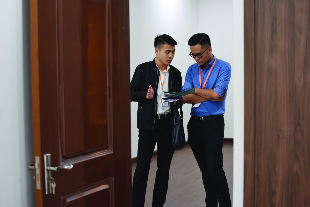 Nhiều người “ngại” mua nhà vì giá tăng quá cao.