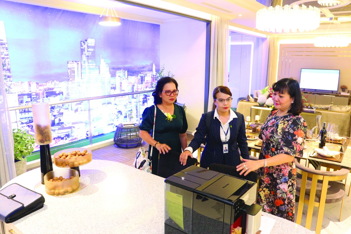 Các gói vay mua nhà với lãi suất thấp giúp người dân tiếp cận nhà ở thuận lợi hơn. Ảnh: Lê Toàn.