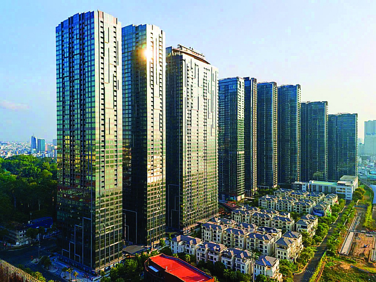 Thị trường bất động sản phía Nam tiến triển từng ngày. Ảnh: Lê Toàn.