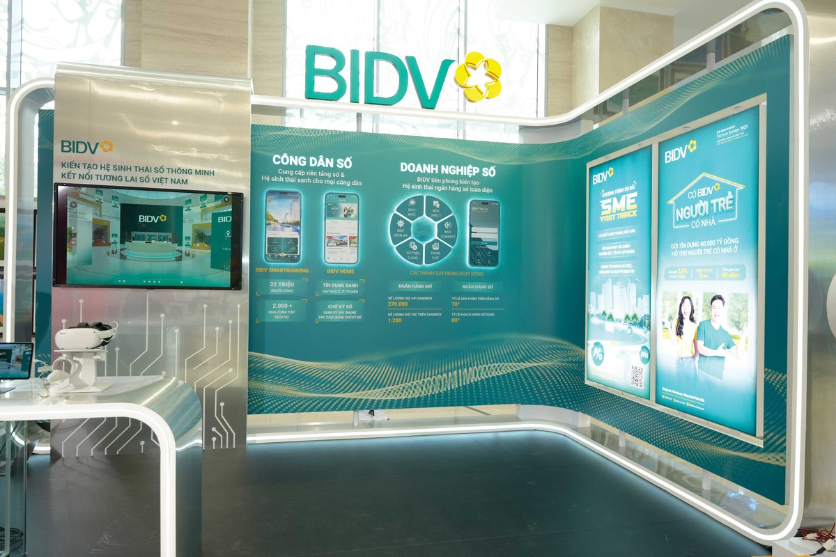 Mục tiêu chuyển đổi số của BIDV là hướng đến phục vụ con người. Mục tiêu chuyển đổi số của BIDV là hướng đến phục vụ con người.